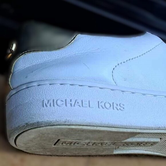 Michael Kors Genuine Leather Sneaker w/ No-Tie Elastic Shoelaces Accents - Picture 8 of 11